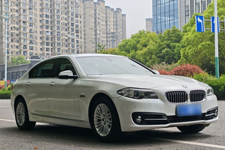 Used BMW 5 Series 2014 525Li Leading Model Exterior 5