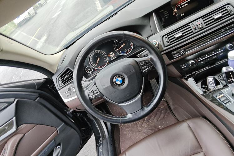 Used BMW 5 Series 2017 525Li Luxury Design Package
