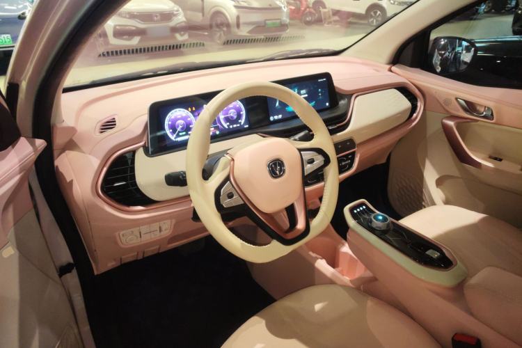 Used CHANGAN OSHAN Benni E-Star 2022 Charming Edition Colorful Model Lithium Iron Phosphate
