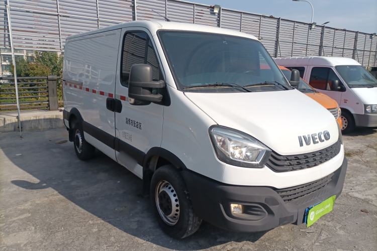 Used Iveco Eurocargo 2021 2.0T Manual - Yunrui Short Wheelbase Low-Roof Side-Sliding Door F1A