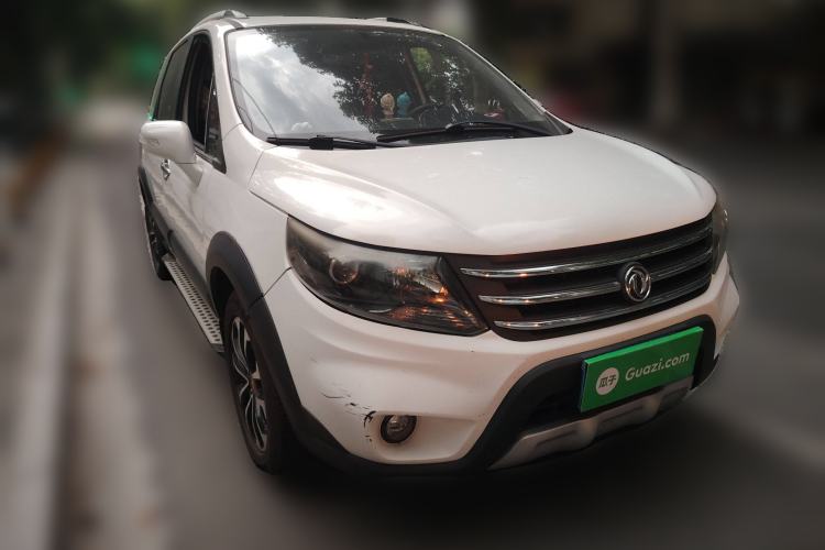 Used FORTHING Joyear X5 2013 1.6L Manual Luxury Model China IV Standard Front Right 45 Deg
