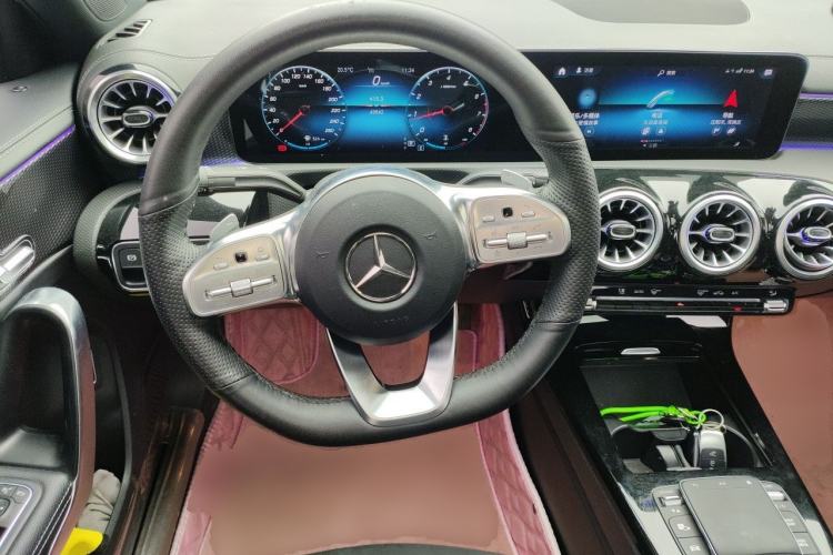 Used Mercedes-Benz A-Class 2021 A 200 L Sport Sedan Fashion Model
