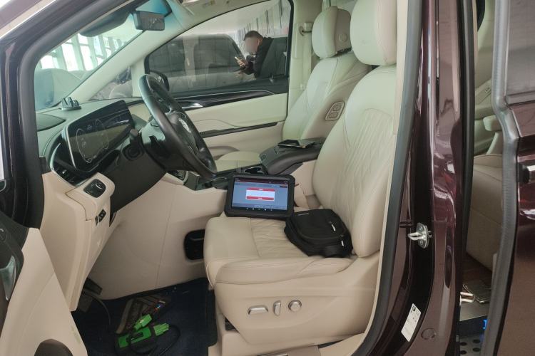 Used Buick GL8 2020 Avenir Avia Six-Seat Deluxe Edition