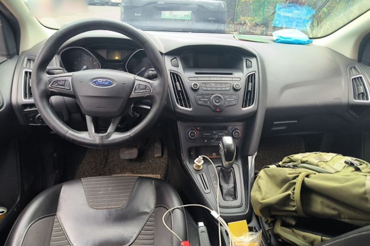 Used Ford Focus 2015 Sedan 1.6L Automatic Trend Model Center Console