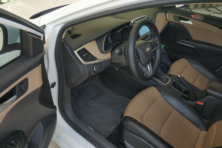 Used Chevrolet Monza 2021 320 Automatic Enjoyment Sunroof Edition