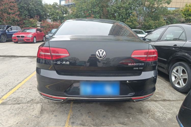 Used Volkswagen Magotan 2018 Facelift 330TSI DSG Luxury Model Rear