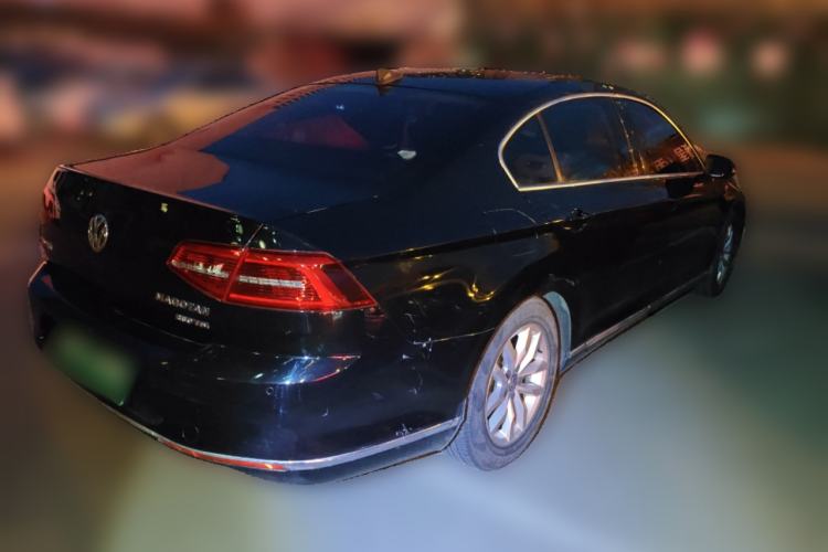 Used Volkswagen Magotan 2017 280TSI DSG Comfort Model Rear Right 45 Deg