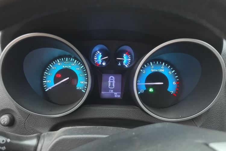 Used Foton Savana 2017 2.0T Manual 4x4 Gasoline Luxury Edition 5 Seats Instrument Cluster