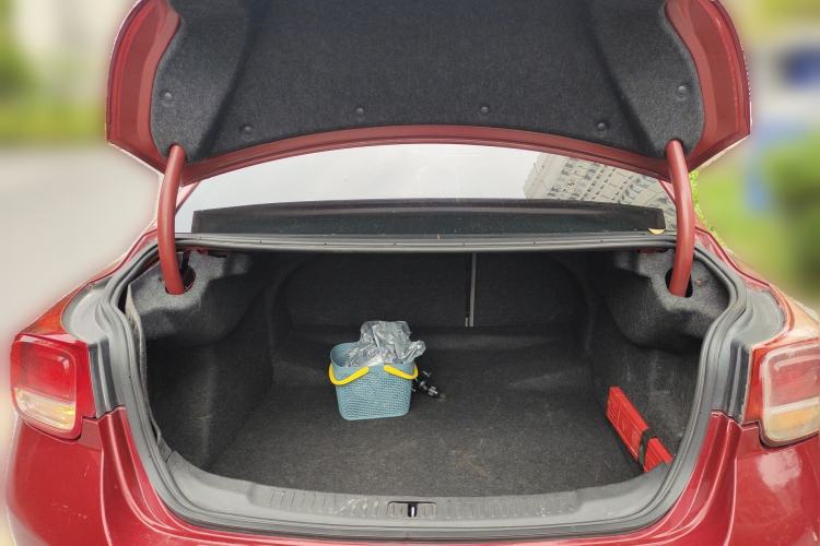 Used Chevrolet Malibu 2013 2.0L Automatic Luxury Edition Trunk