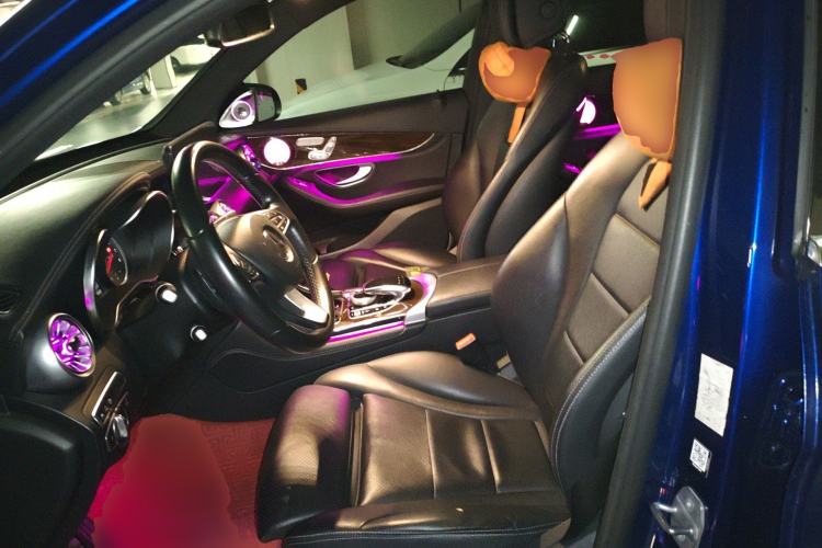 Used Mercedes-Benz GLC 2018 Facelift GLC 260 4MATIC Luxury Edition Left Front Seat