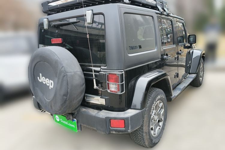 Used Jeep Wrangler 2013 3.6L Sahara Four-Door Edition
