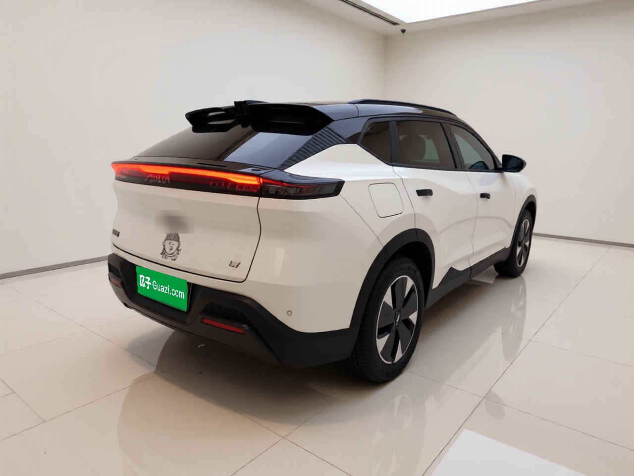 Dongfeng Aeolus L7 New Energy 2024 205 Plus — снимка 6