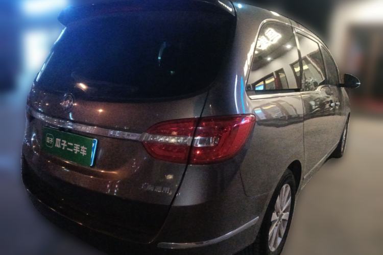 Used Buick GL8 2015 2.4L Luxury Business Premium Edition
