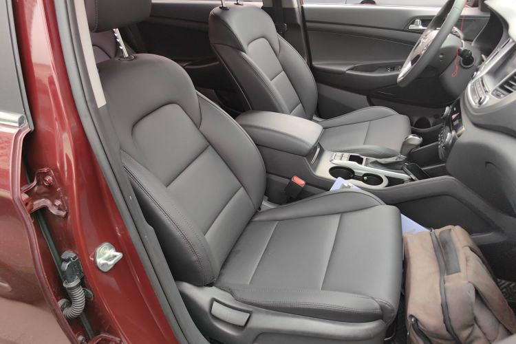 Used Hyundai Tucson 2015 1.6T Dual-Clutch Two-Wheel-Drive Smart Model
