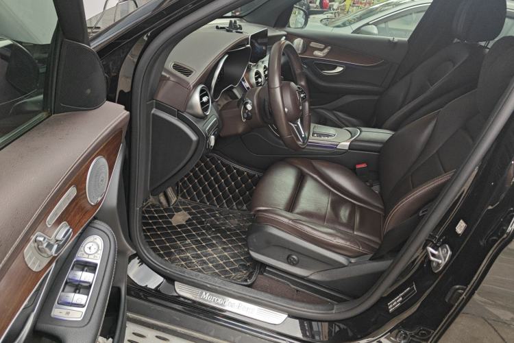 Used Mercedes-Benz GLC 2020 GLC 300 L 4MATIC Luxury Model