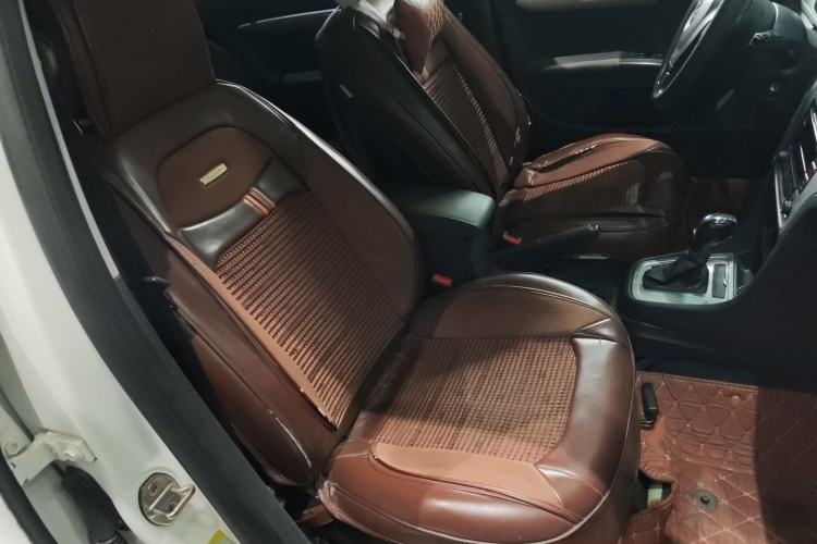 Used Volkswagen Lavida 2013 Revised Classic 1.6L Automatic Fashion Edition
