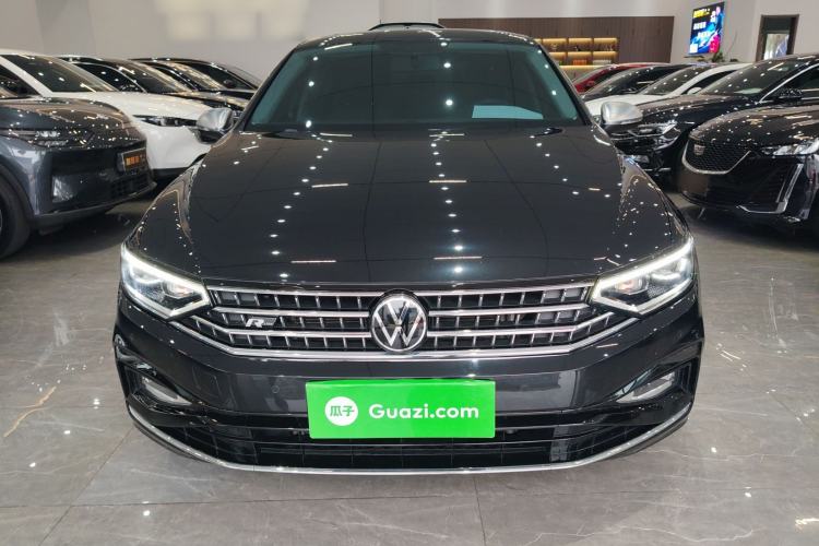 Used Volkswagen Magotan 2023 2 Million Units Limited-Edition 280TSI DSG Comfort Version Front