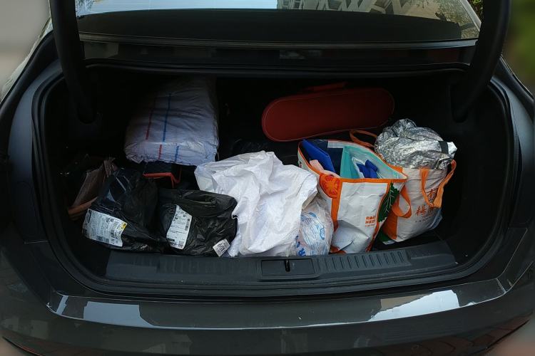 Used Lincoln Z 2024 2.0T Two-Wheel Drive Luxury Hybrid Version Trunk