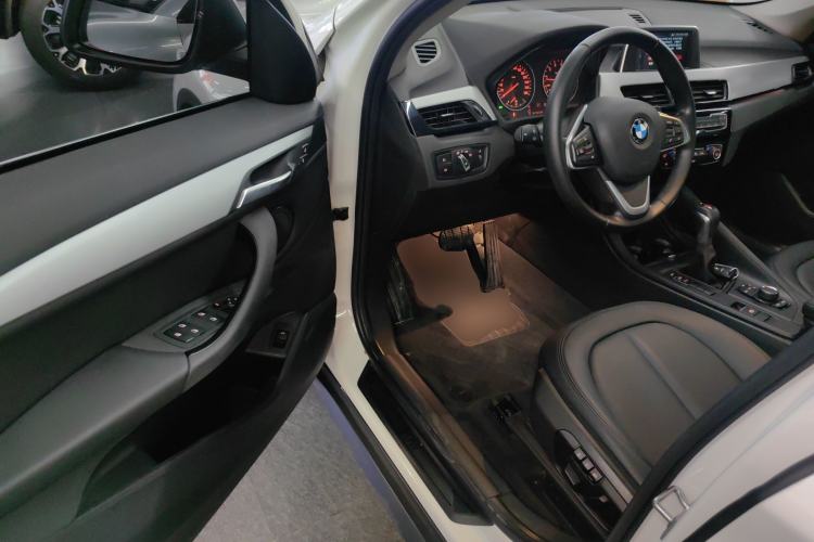 Used BMW X1 2018 sDrive20Li Leading Model
