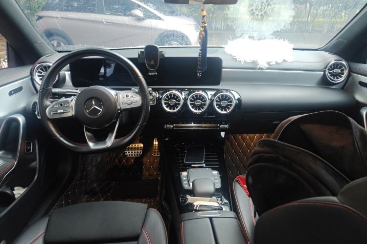 Used Mercedes-Benz CLA 2022 Refreshed CLA 200 4MATIC
