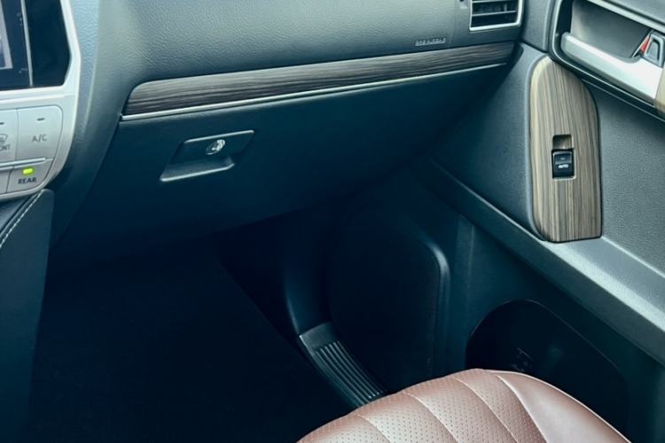 Used Toyota Prado 2018 3.5L Automatic TX-L with Rear-Mounted Spare Tire
