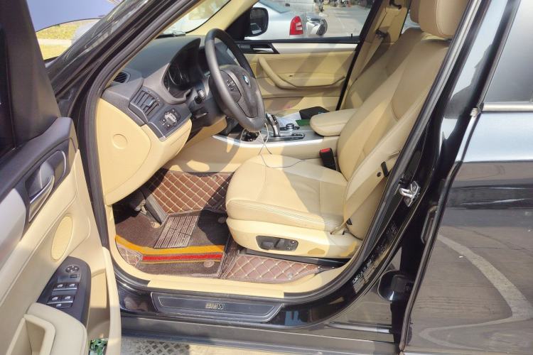 Used BMW X3 2011 xDrive28i Leading Model