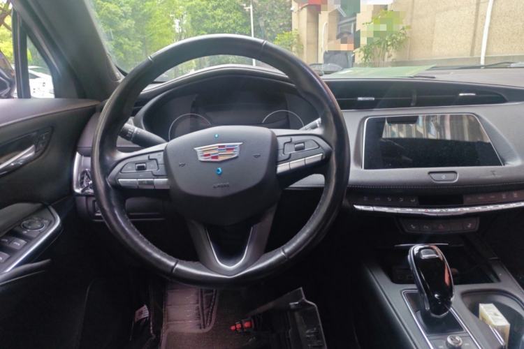 Used Cadillac XT4 2021 28T Two-Wheel Drive Leading Version Steering Wheel