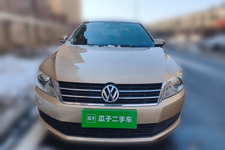 Used Volkswagen Lavida 2013 Revised Classic 1.6L Automatic Fashion Edition
