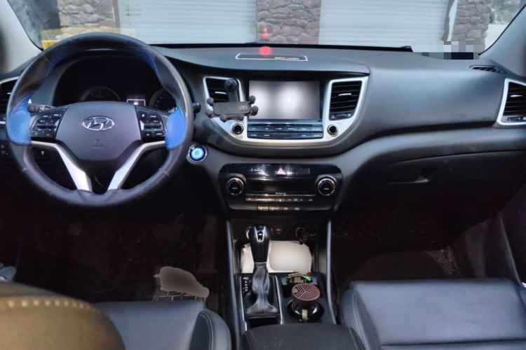 Used Hyundai Tucson 2018 1.6T Dual-Clutch Two-Wheel Drive 15th Anniversary Special Edition
