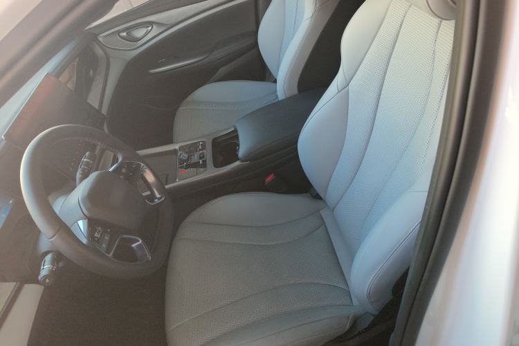 Used BYD Seal 2024 HONOR Edition DM-i 1.5L 121km Luxury Model
