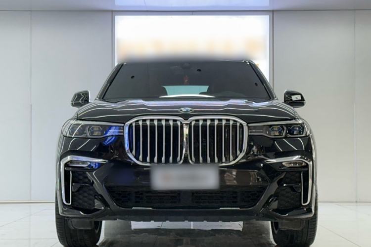 Used BMW X7 2020 xDrive40i Luxury M Sport Package
