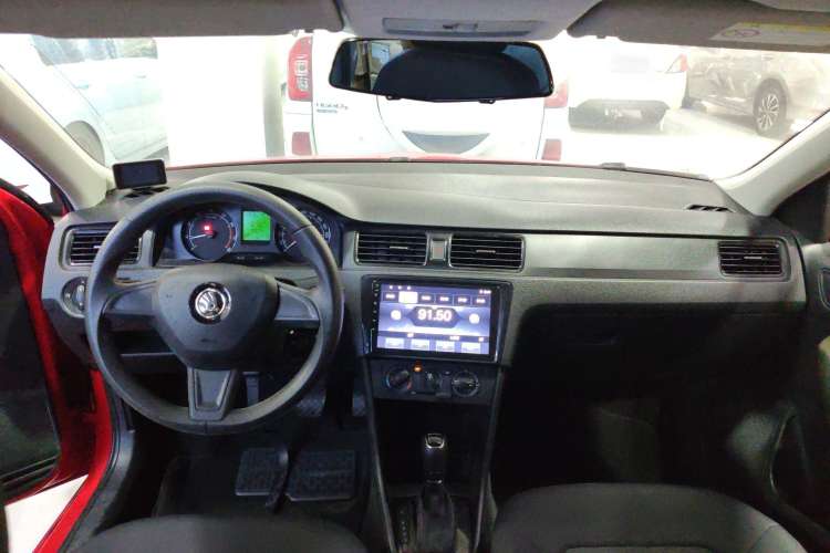 Used Skoda Rapid Spaceback 2014 1.6L Automatic Enjoyment Edition