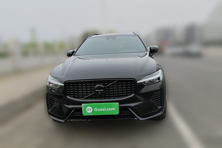 Used Volvo XC60 New Energy 2025 Plug-in Hybrid Long-Range All-Wheel Drive Zhiyuan Extreme Night Black Edition Front
