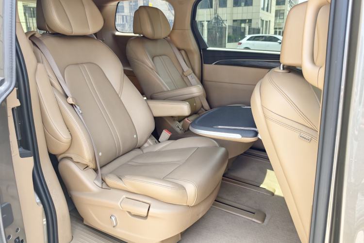 Used Buick GL8 2020 ES Land Cruiser 653T Luxury Edition