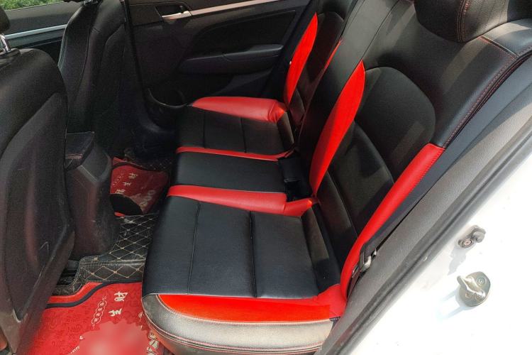 Used Hyundai Elantra (6th Generation / Lingdong) 2016 1.6L Automatic ZhiXuan – Elite Version Left Rear Seat