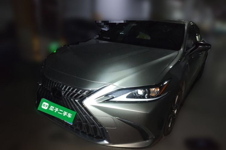 Used Lexus ES 2023 200 Excellence Edition