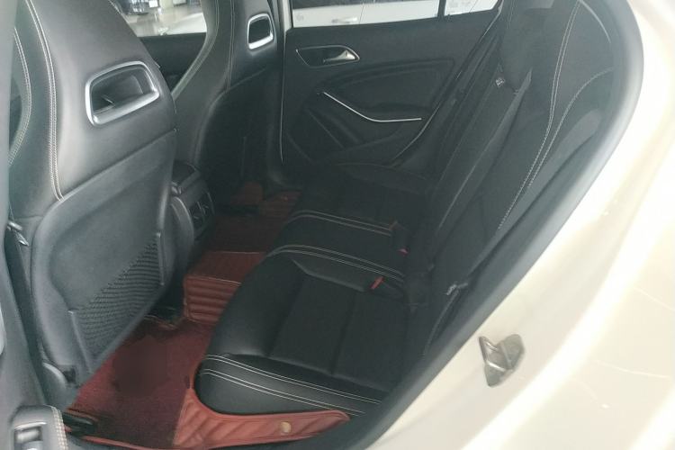 Used Mercedes-Benz GLA 2018 GLA 200 Sport Edition Left Rear Seat