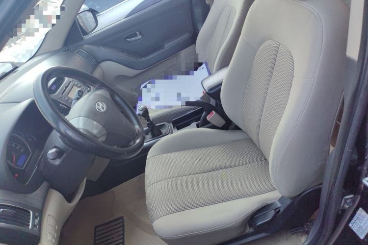 Used Hyundai Celesta 2011 1.6L Manual Comfort Edition
