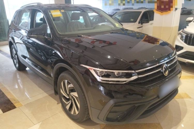Used Volkswagen Tiguan L 2025 Model, Outstanding Version, 300TSI Automatic Two-Wheel Drive Longteng Edition

