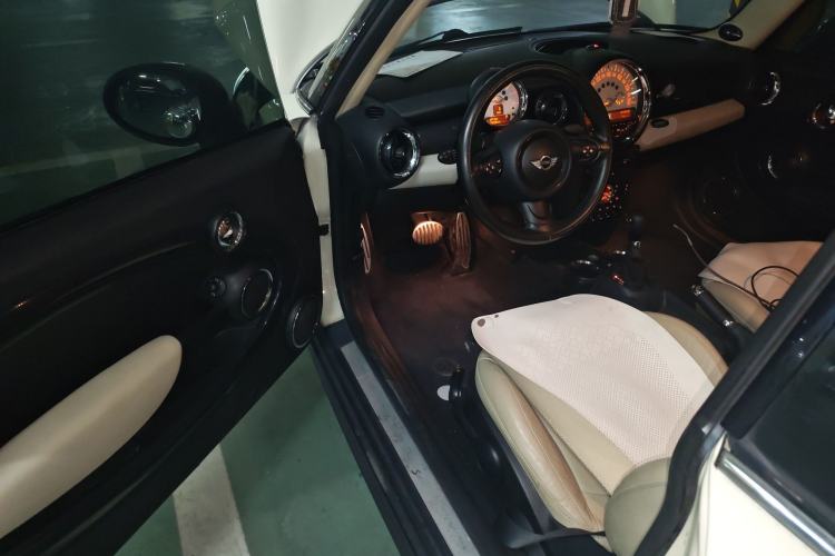 Used MINI 2011 1.6T COOPER S
