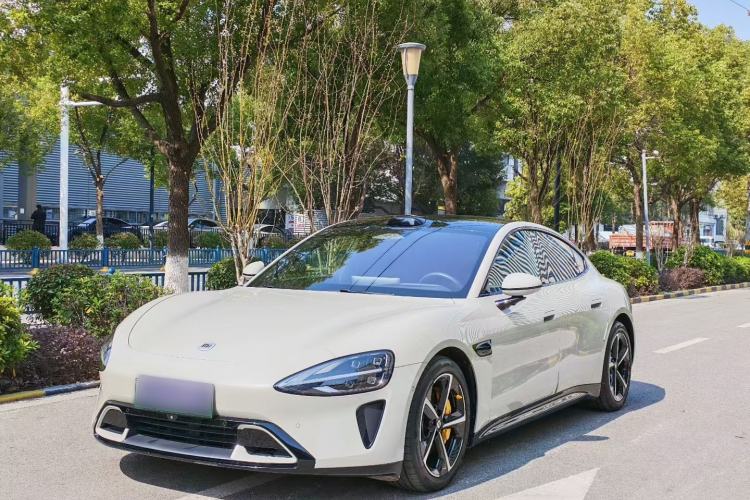 Used Xiaomi Auto SU7 2024 Four-Wheel Drive Ultra-Long Range Advanced Intelligent Driving Max Edition
