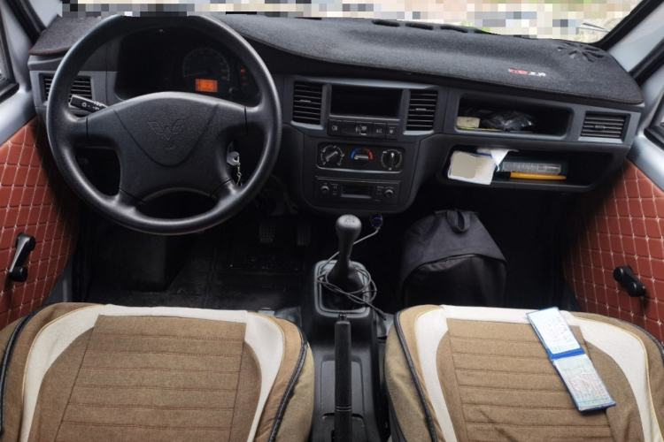 Used Wuling Zhiguang 2023 1.5L Practical Version 5/7 Seats