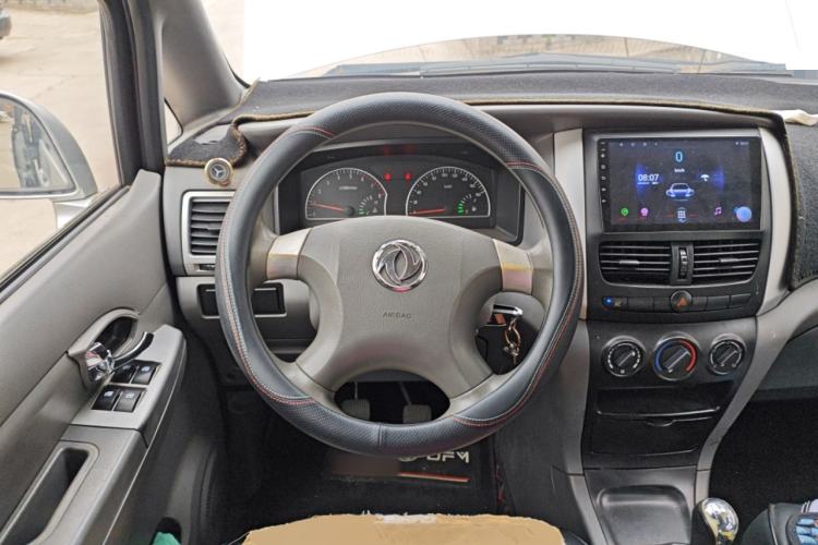 Used Dongfeng Shuaike 2011 1.6L Manual Comfort 7-Seater