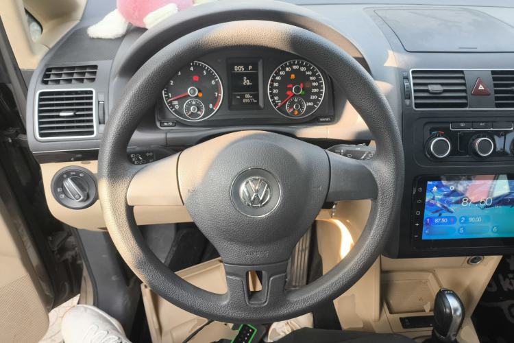 Used Volkswagen Touran 2015 1.4T DSG Comfort Edition 5 Seats