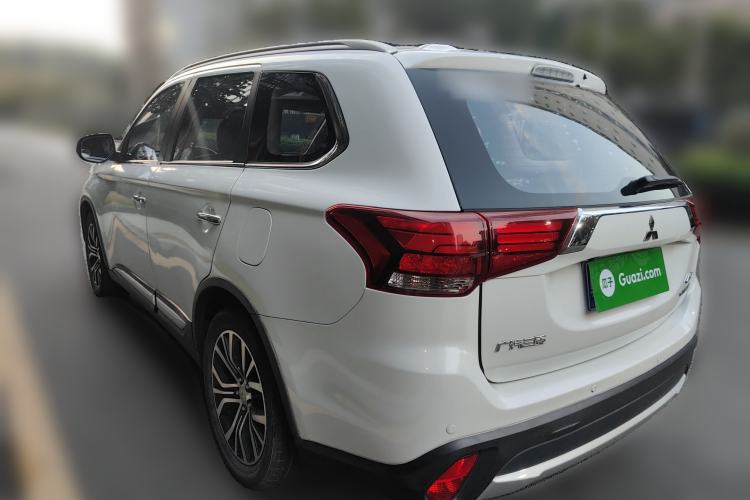 Used Mitsubishi Outlander 2016 2.4L 4x4 Elite Edition 5 Seats
