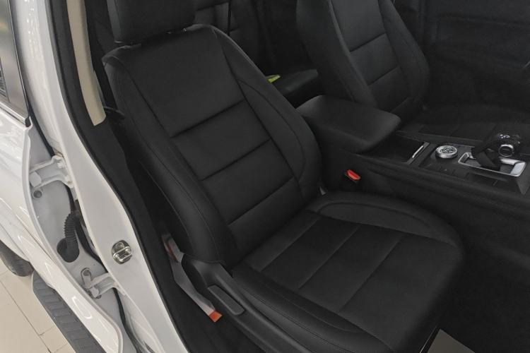 Used Great Wall Poer 2024 2.4T Passenger Version Automatic Diesel 4x4 Comfort Trim