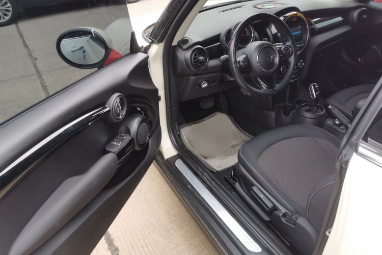 Used MINI MINI 2018 1.5T ONE PLUS
