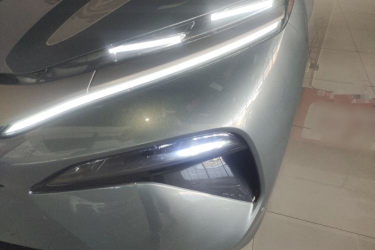 Used BYD Tang L 2025 DM 175KM Drone Player Edition Left Front Headlight