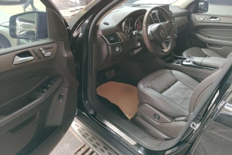 Used Mercedes-Benz GLE 2018 GLE 400 4MATIC Exclusive Edition Driver Seat