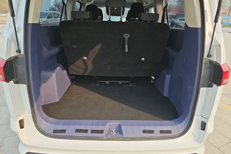 Used BAW Ruisheng Ace M7 2023 2.0L Automatic Long Wheelbase Enjoyment Version 7 Seats
